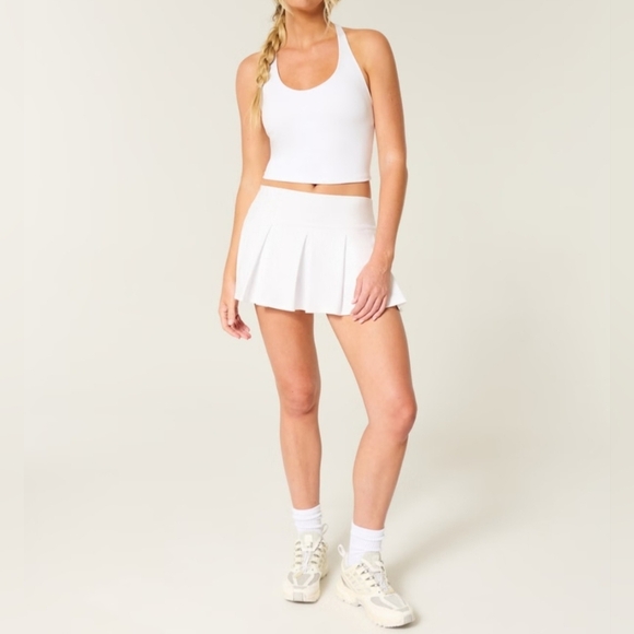 Hollister White  Pleated Ultra High Rise Tennis Pickle Ball Skort Size M - Picture 1 of 6